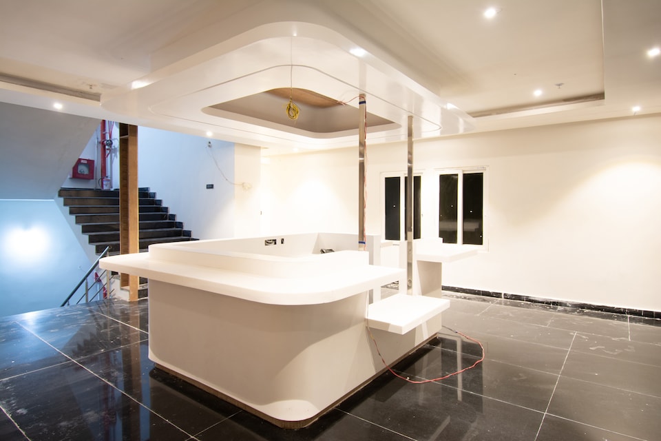Capital O 23618 Hotel Royal Benza, Governorpet Vijayawada, Vijayawada