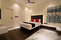 Capital O 23618 Hotel Royal Benza