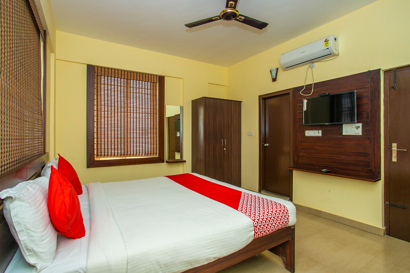 OYO 23627 Grand Residency Bangalore - Bangalore Hotel Reviews, Photos