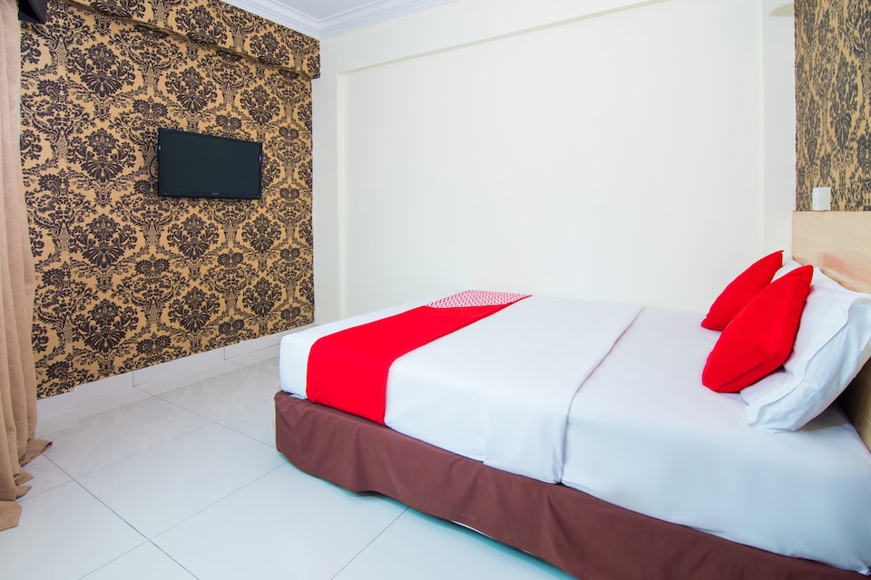 OYO 528 Andaman Sea Hotel, Batu Ferringhi, Batu Ferringhi