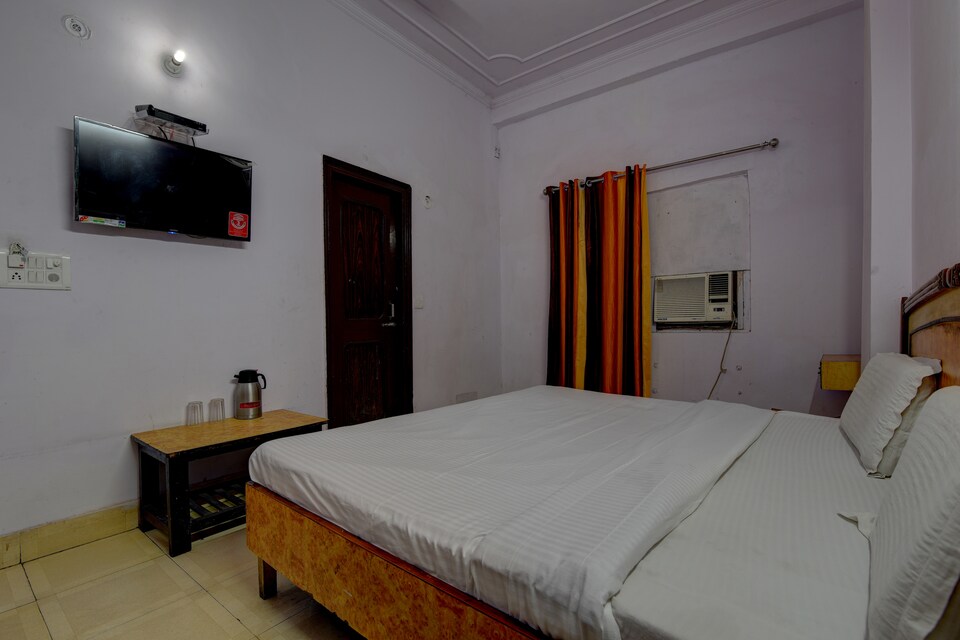 SPOT ON 23638 Hotel Soma DX, Paharganj Delhi, Delhi