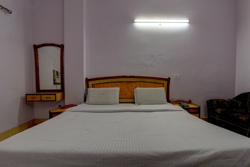 SPOT ON 23638 Hotel Soma DX, Paharganj Delhi, Delhi