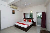 OYO 23652 The Retreat