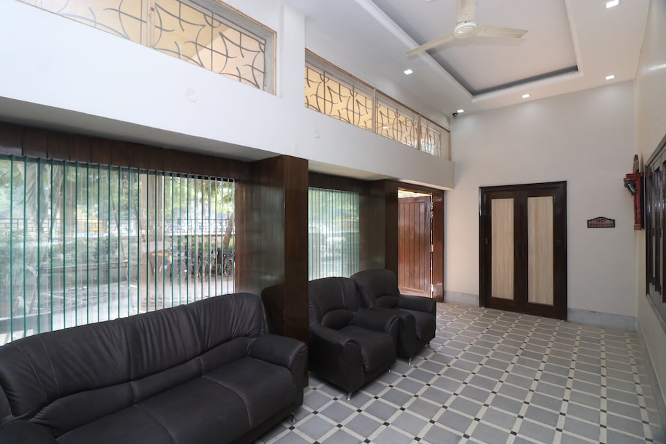 OYO 23662 Hotel Harmony, Mumfordganj Allahabad, Prayagraj