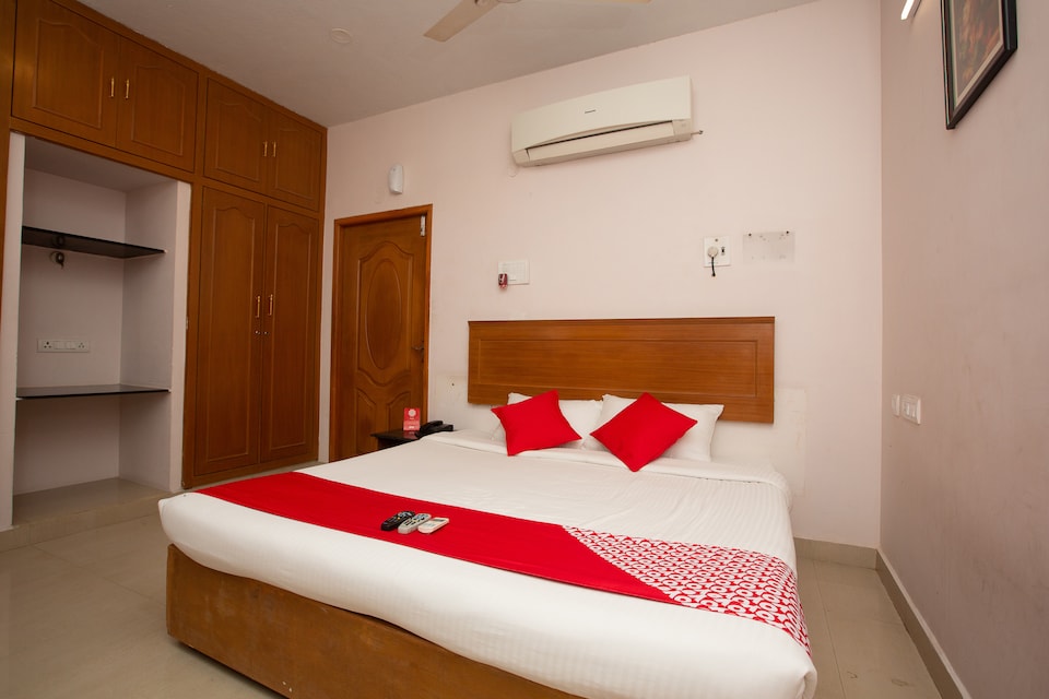 OYO Flagship 23676 Orchid Serenity, Adyar Chennai, Chennai