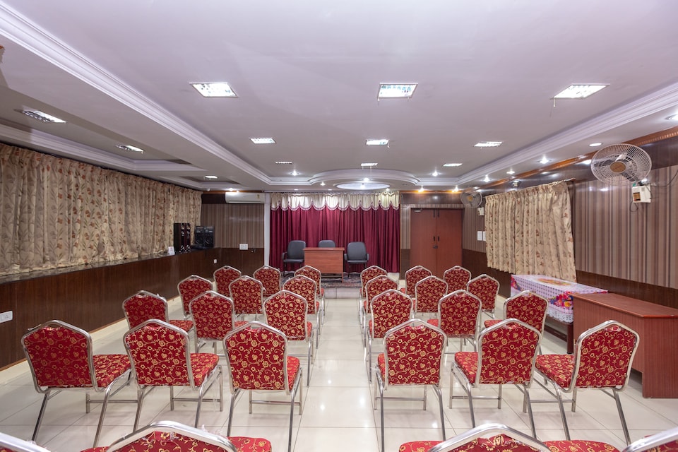 OYO 23687 Kumaran Millennium Residency, Vellore City, Vellore