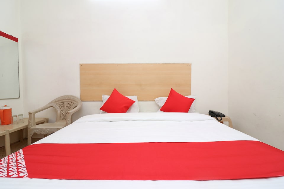 OYO 23694 Hotel Shikhar Palace, Airport Road - Bhopal, Bhopal