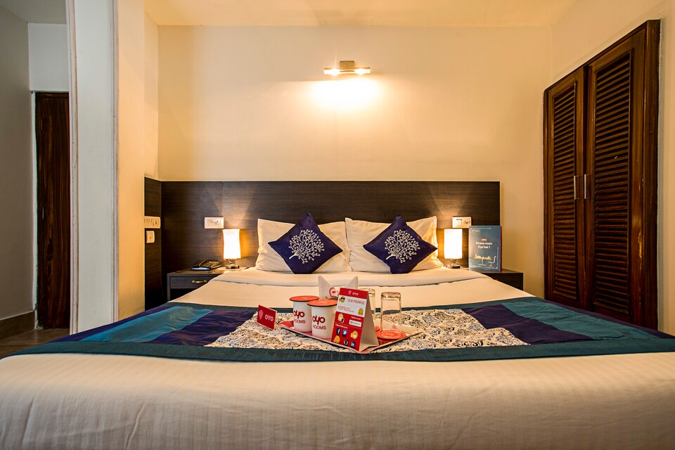 OYO 3155 Marina's Motel, Bagdogra Airport Siliguri, Siliguri