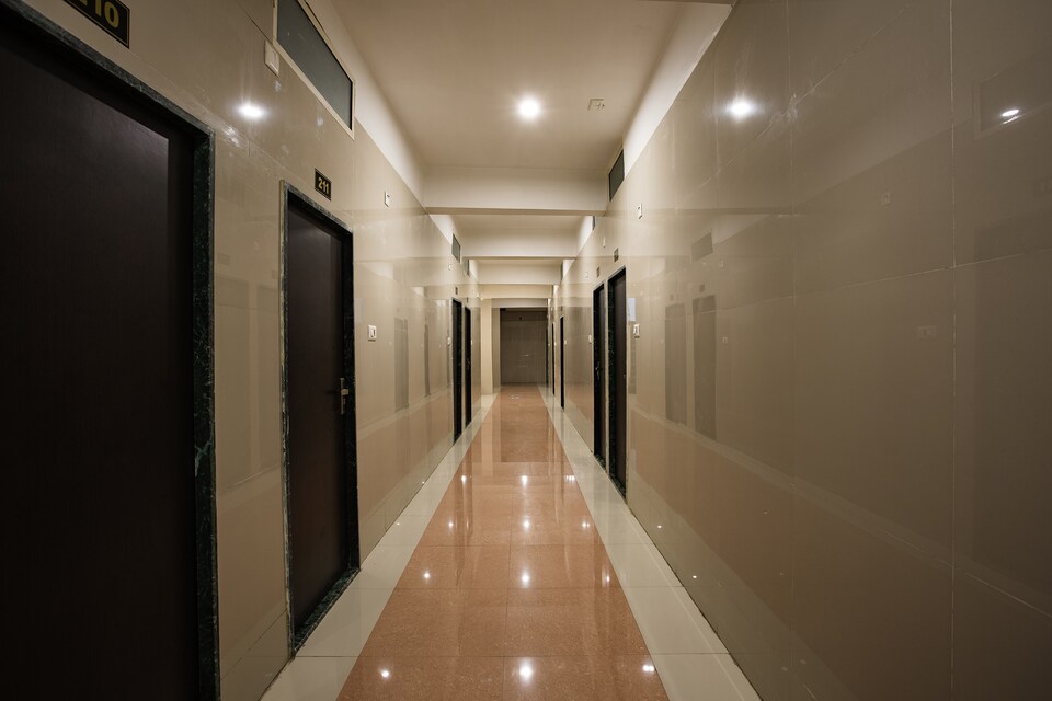 SPOT ON 23725 Jay Shanti Palace Hotel, Dewas City, Dewas