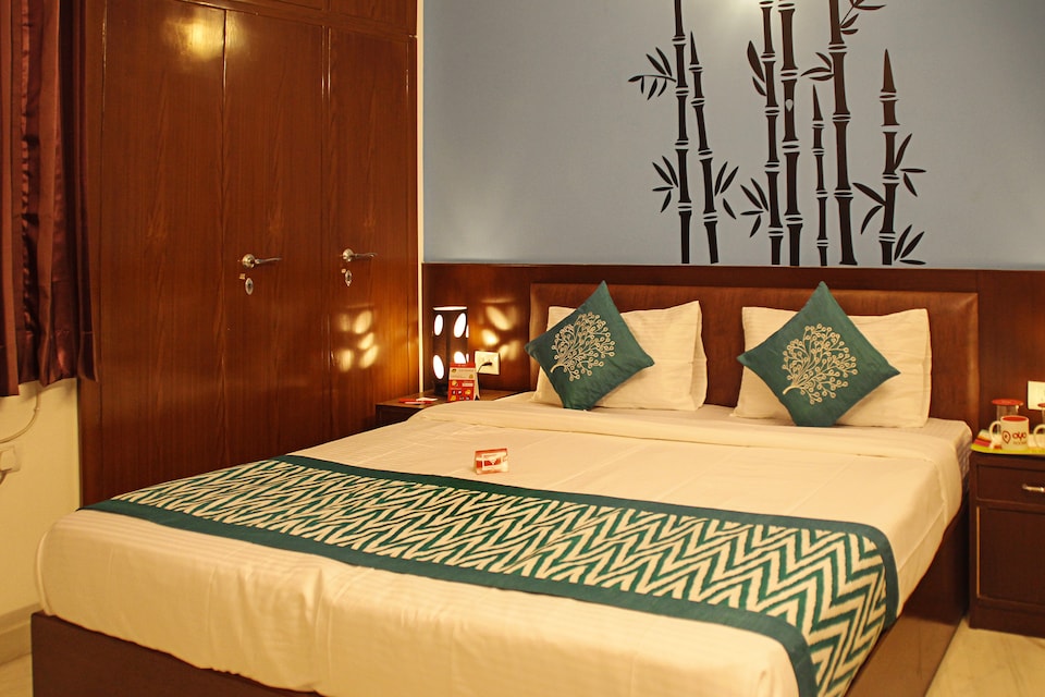 OYO 3158 Kusum Villa, Noida Stadium, Noida