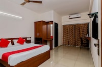 OYO Samruddhi Lodge