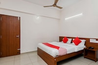 OYO Samruddhi Lodge
