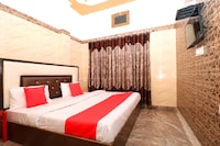 OYO Kawal Residency