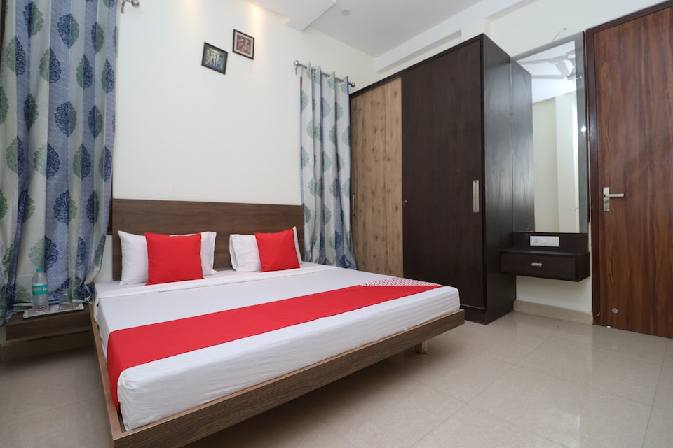 OYO 24025 Sharan Square, Civil Lines Ludhiana, Ludhiana