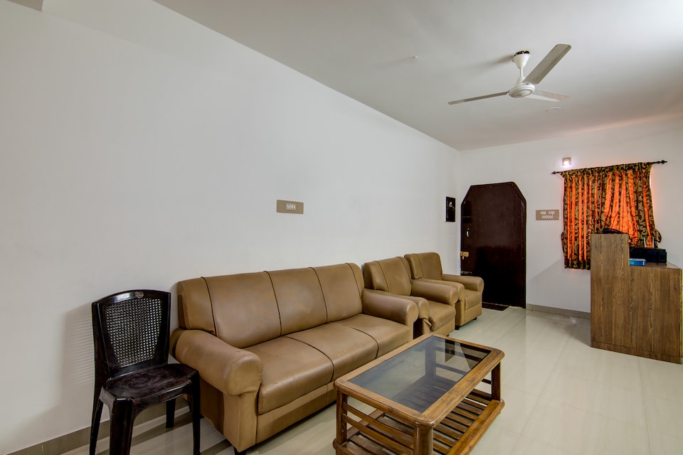 Collection O Race Course Road Formerly Annamalai Residency, Railway Station Coimbatore-II, Coimbatore