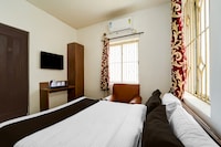 Collection O Race Course Road Formerly Annamalai Residency