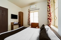 Collection O Race Course Road Formerly Annamalai Residency