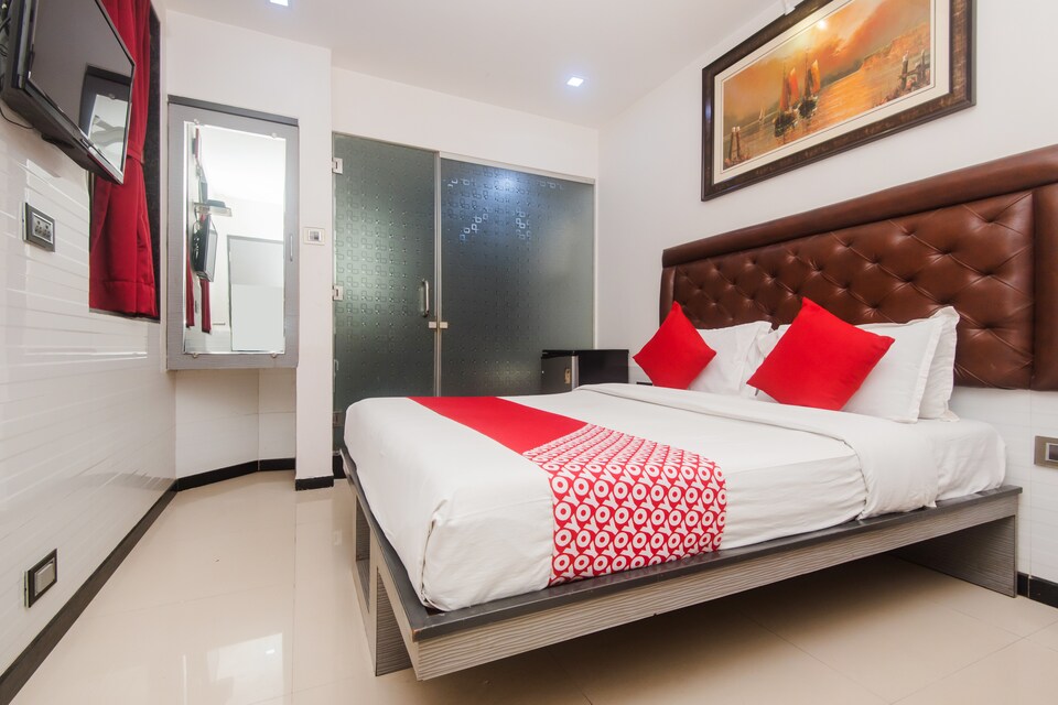 OYO 24050 Hotel Sweet Dream , Mumbai Borivali-Dahisar-Mira Road, Mumbai