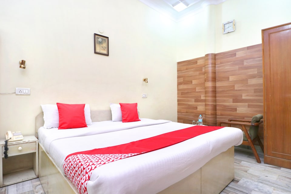 OYO 24073 Hotel Hari Darshan, Golden Temple Road Amritsar, Amritsar