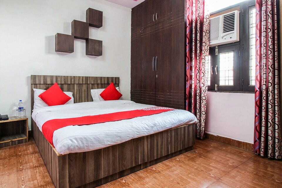 OYO 24075 Galaxy Guest House, Alwar, Alwar