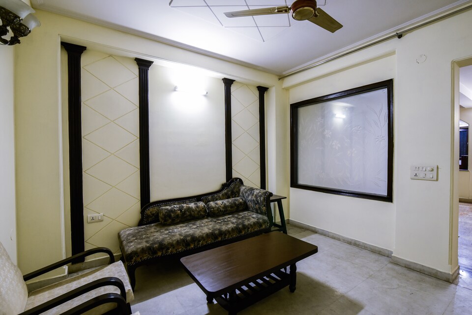 OYO Home 24084 Spacious Stay Near Punjabi Bagh West Metro, Karol Bagh Delhi, Delhi