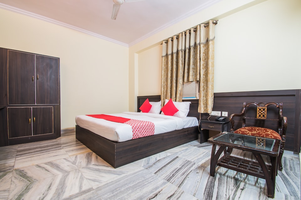 OYO Flagship 24088 Hotel City Centre, Patna Station, Patna