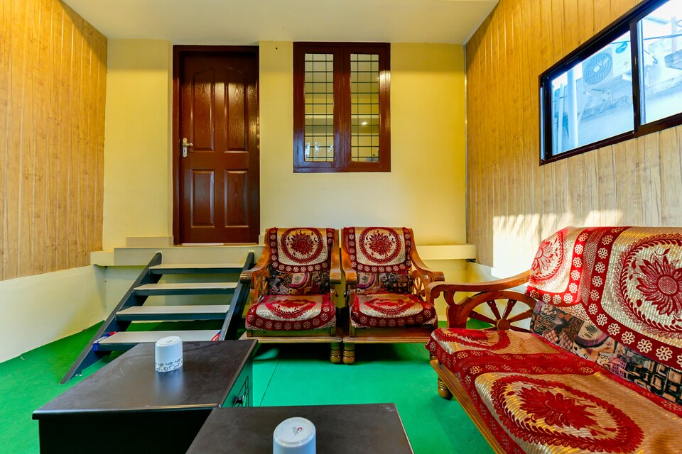 OYO 24091 Home Vibrant 1BHK Edapally, Edapally Kochi, Kochi