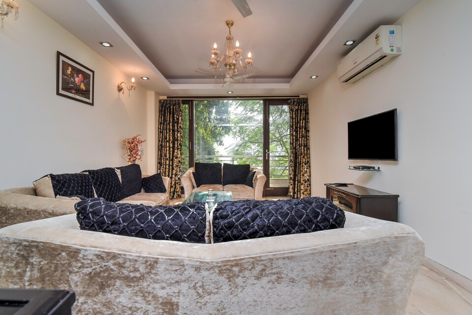 OYO Home Luxe 24104 Opulent Stay Greater Kailash, Greater Kailash Delhi, Delhi