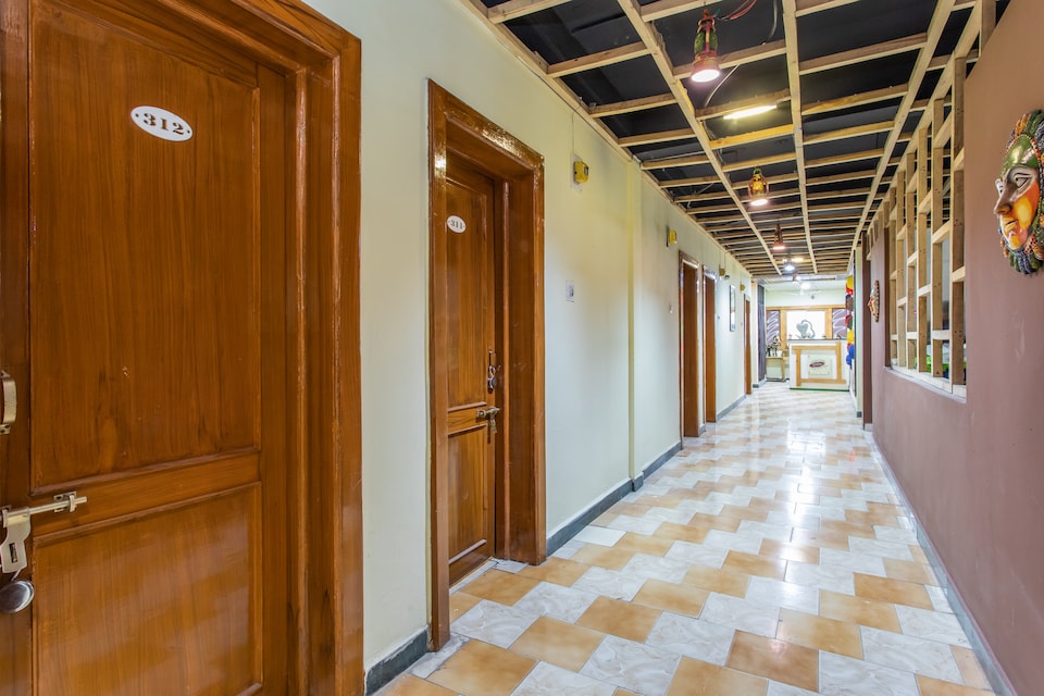 Hotel O Santushti, Dewas City, Dewas
