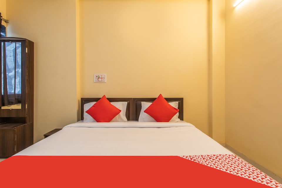 OYO 24131 Hotel Amarji Palace  OYO Rooms Indore  Book    2413 OYO