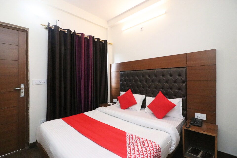 OYO 24140 Sunset View, Picture palace Mussoorie, Mussoorie