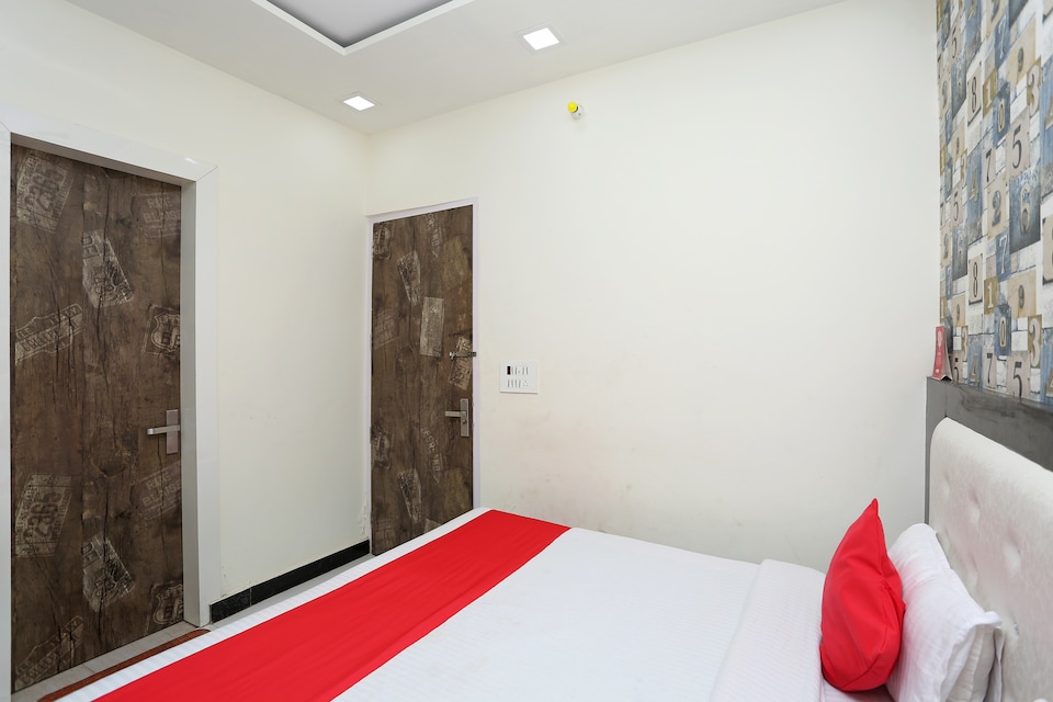 OYO 24164 Hotel Royal Villa, Hisar, Hisar