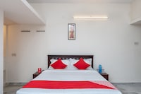 OYO Amrita Inn Near Pvr Cinemas Skywalk
