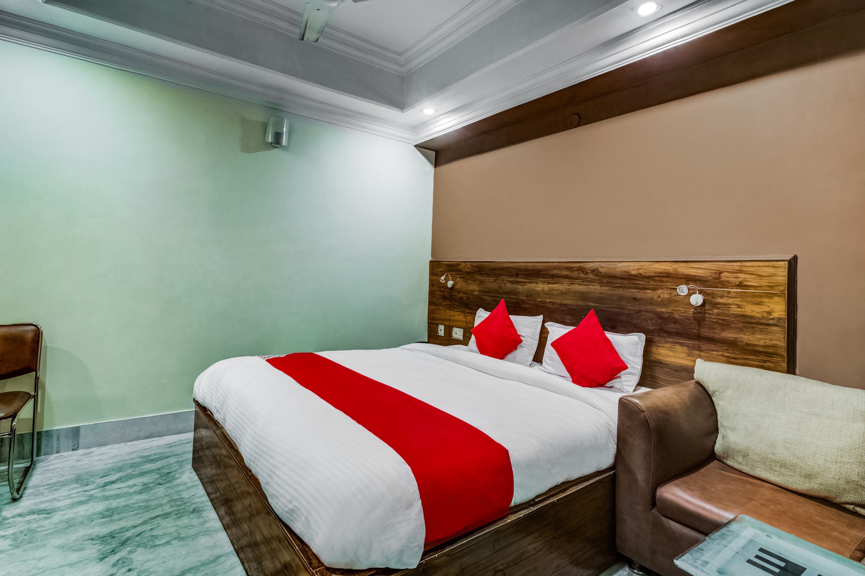 OYO Hotel Meridian, OYO Rooms Jamshedpur, Book ₹451 OYO