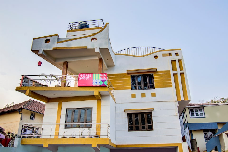 OYO Home 24181 Cozy Studio Mahadevpet, Madikeri, Coorg