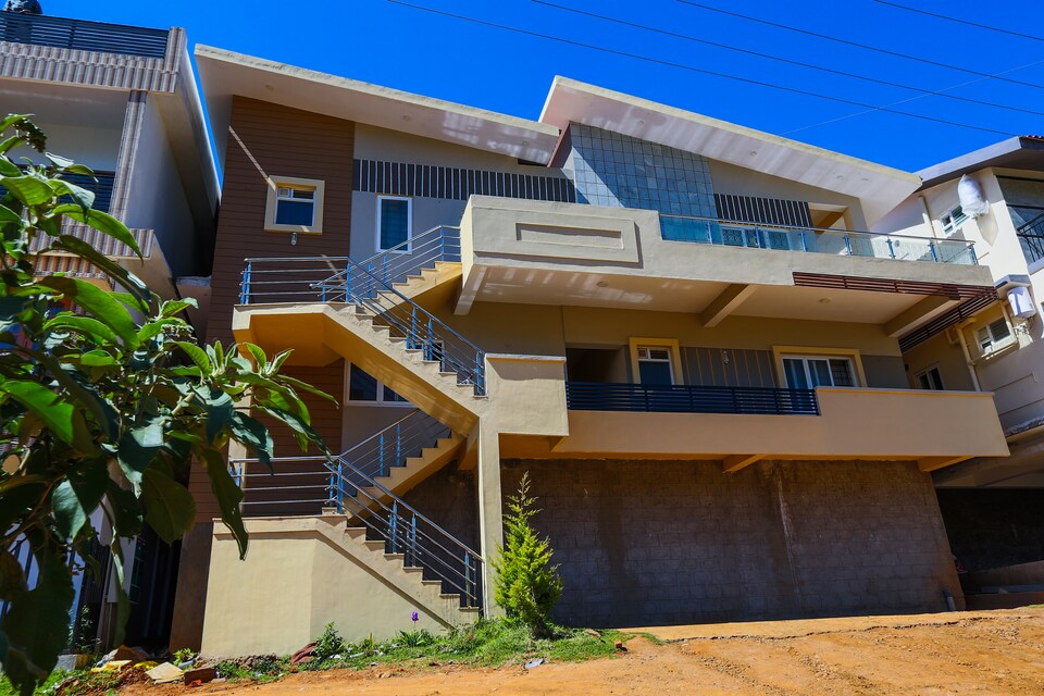 OYO Home 24185 Modern 2BHK, Ooty Town, Ooty