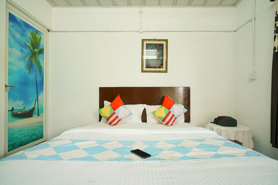 OYO Home 24216 Decent 1BHK, Anachal, Munnar