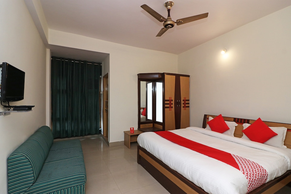 OYO 24219 Canal View, Roorkee, Roorkee