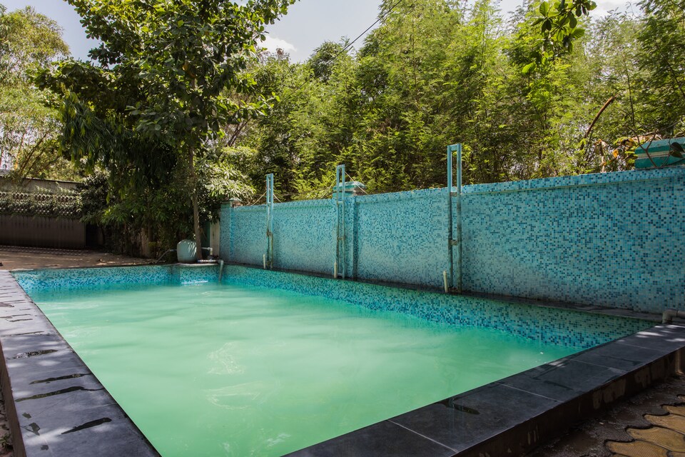 OYO 14856 Resort Raghav Palace, Bhawarkua Indore, Indore