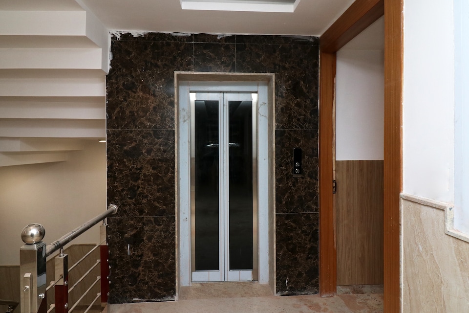 Capital O 24248 Salt n Rove, Airport Delhi, Delhi Transit