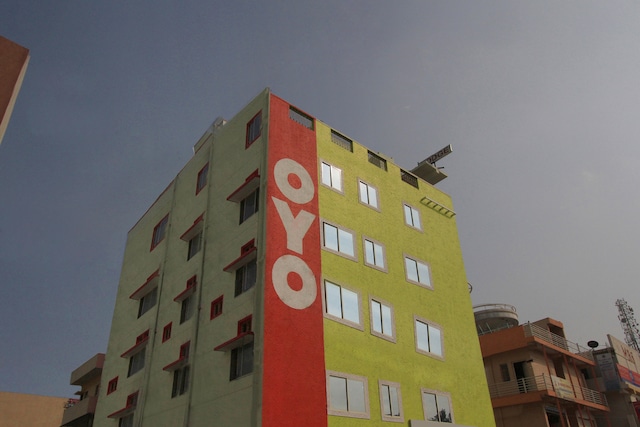 Hotel O Blue Inn