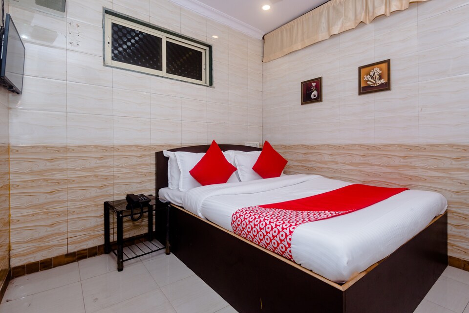 OYO 24275 Hotel Balaji, Mumbai International Airport, Mumbai