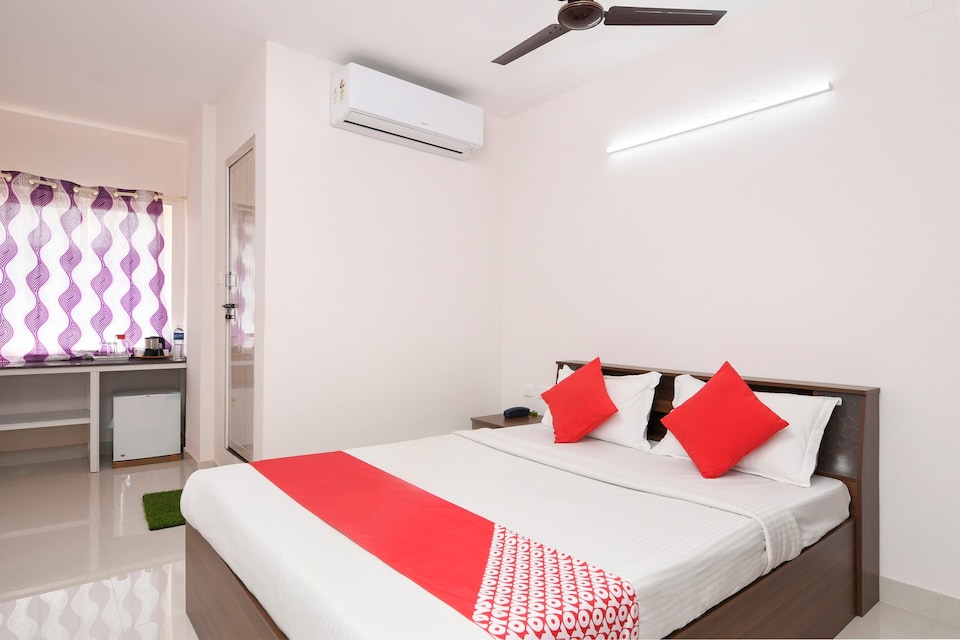 OYO Royal Plaza, Railway Station Mangalore, Mangalore