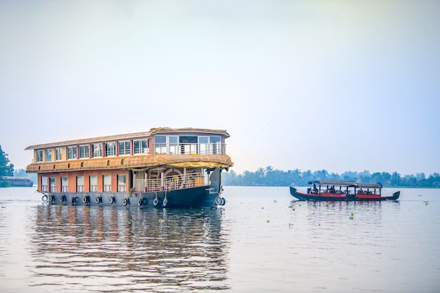 OYO Houseboat Anugraha Deluxe
