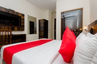 OYO Amana International Near Infiniti Mall