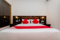 OYO Amana International Near Infiniti Mall