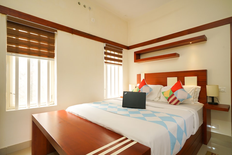 OYO Home Luxe 24300 Opulent Stay, Anachal, Munnar