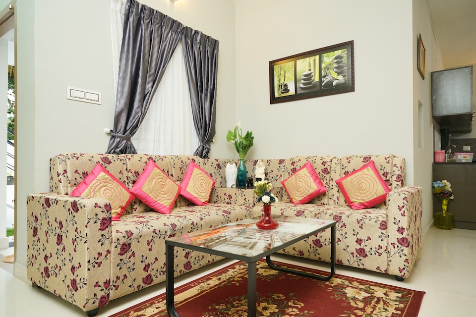 OYO Home 24316 Lively 2BHK Near Infosys Limited, Technopark Trivandrum, Trivandrum