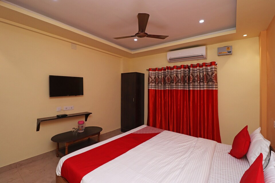 OYO 24318 Hotel Seaview, CT Road Puri, Puri
