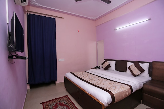 OYO Parmarth Niketan